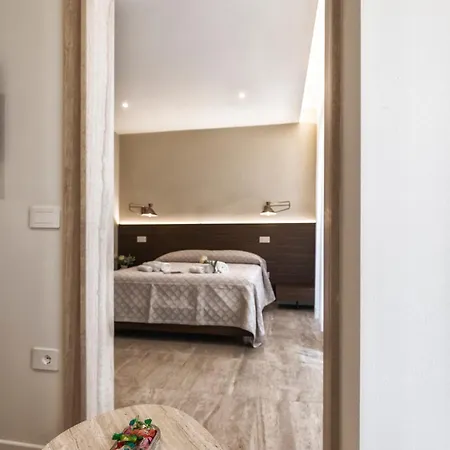 Valentino Guest house